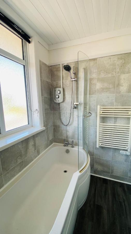 Family Marine Apartment With Sea View Dawlish Bagian luar foto