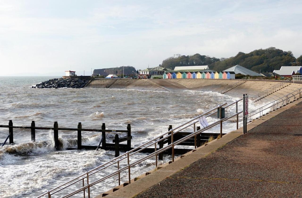 Family Marine Apartment With Sea View Dawlish Bagian luar foto