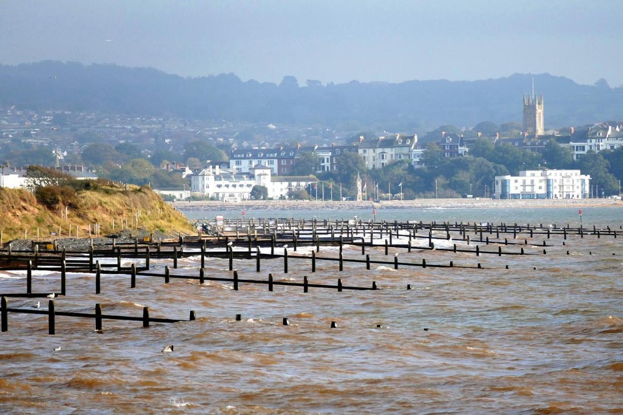 Family Marine Apartment With Sea View Dawlish Bagian luar foto
